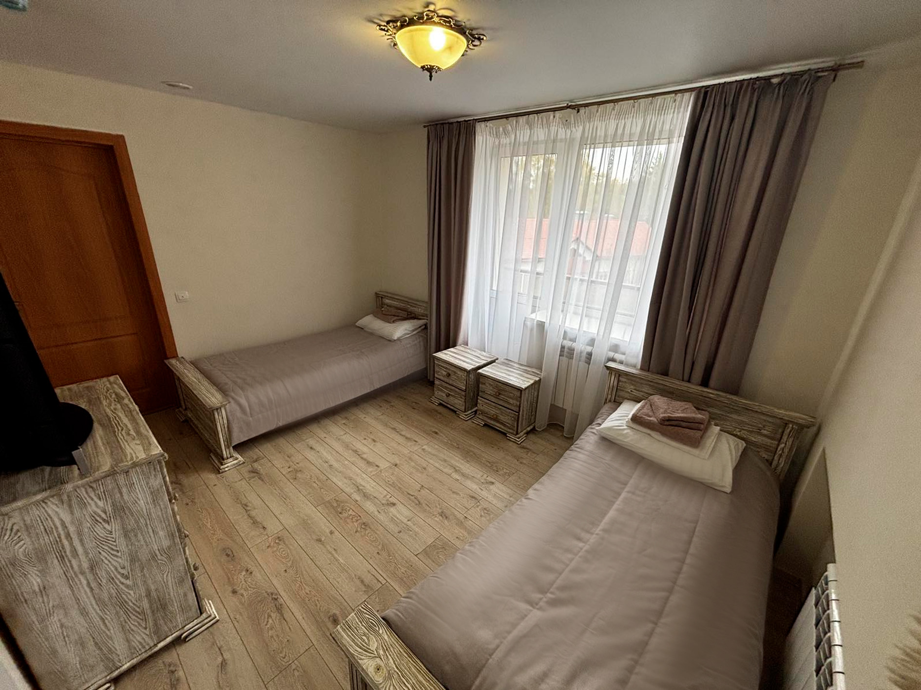 4place2rooms2026